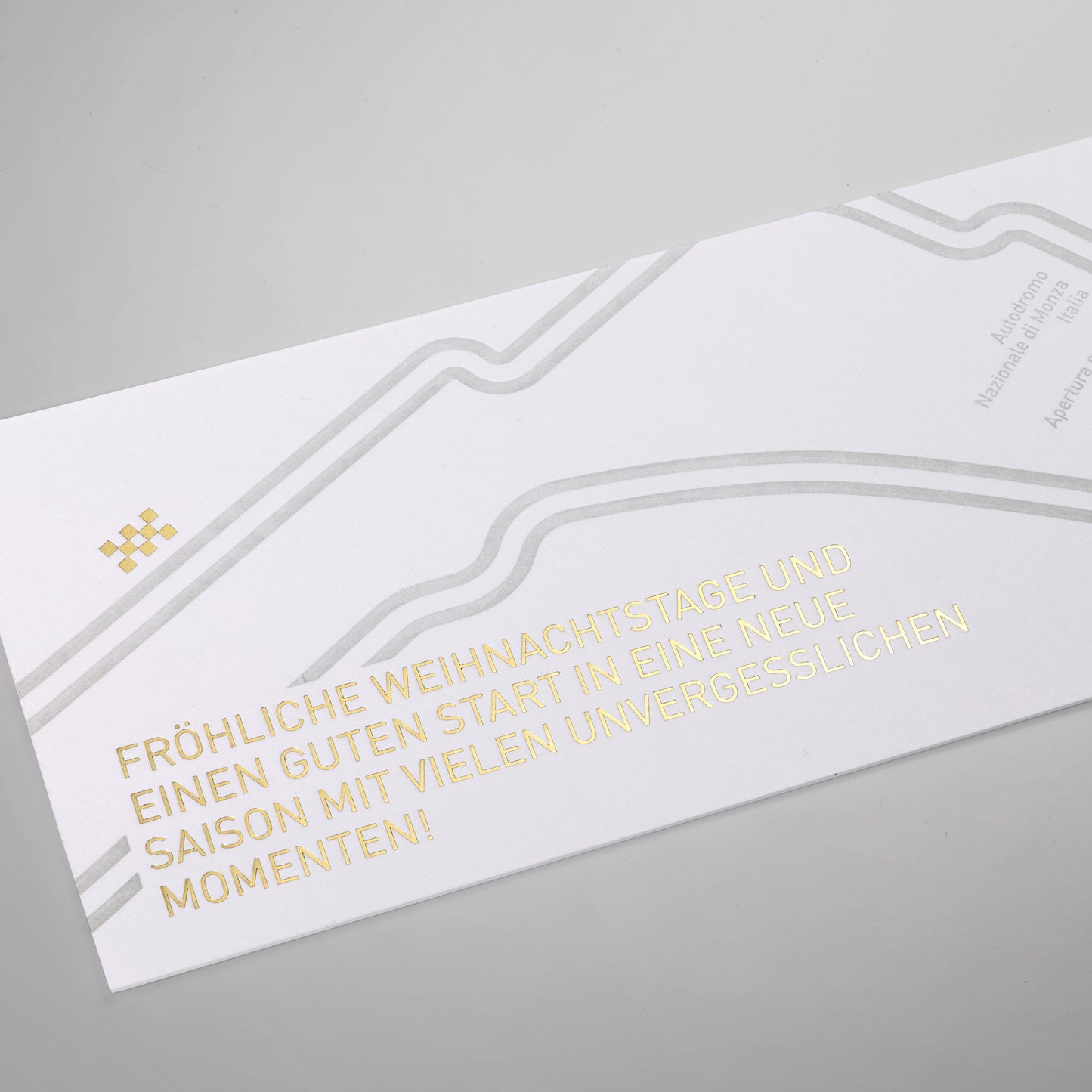 Foliengeprägte Weihnachtskarte, Heissfolienprägung und Letterpress, goldener und silberner, glänzender Druck auf weissem Gmund Cotton Karton.