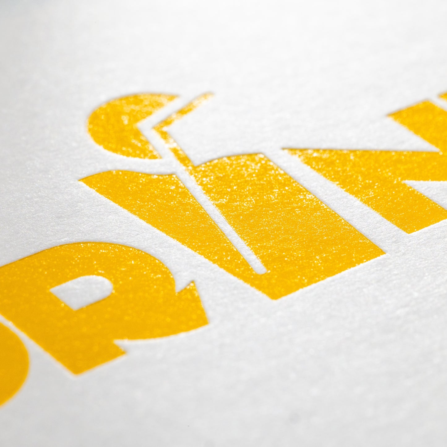 Visitenkarte mit Heißfolienprägung: Beispiel Drink gelb