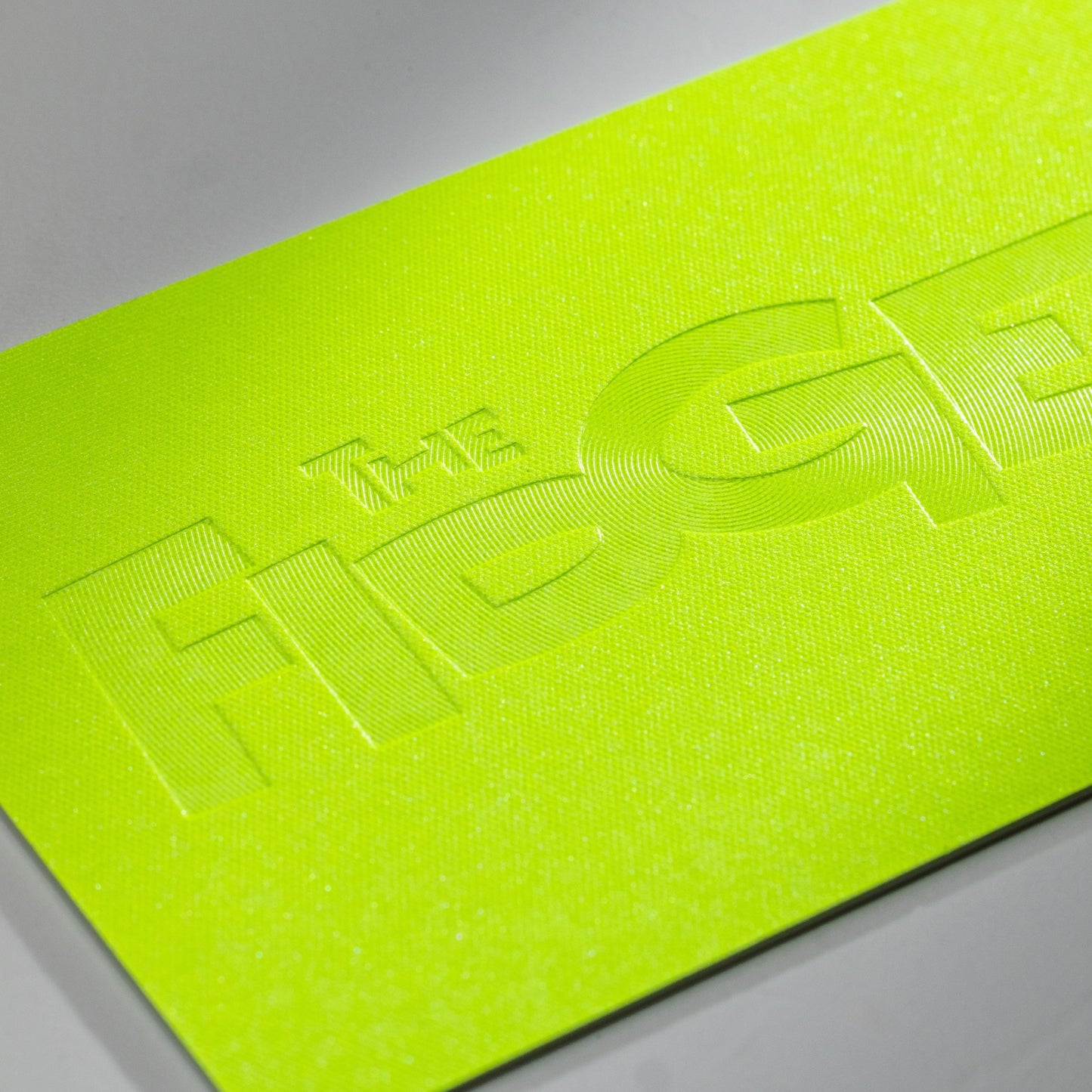 Visitenkarte auf Gmund Nuclear Acid mit geprägter Struktur: Beispiel THE FIDGET - 2