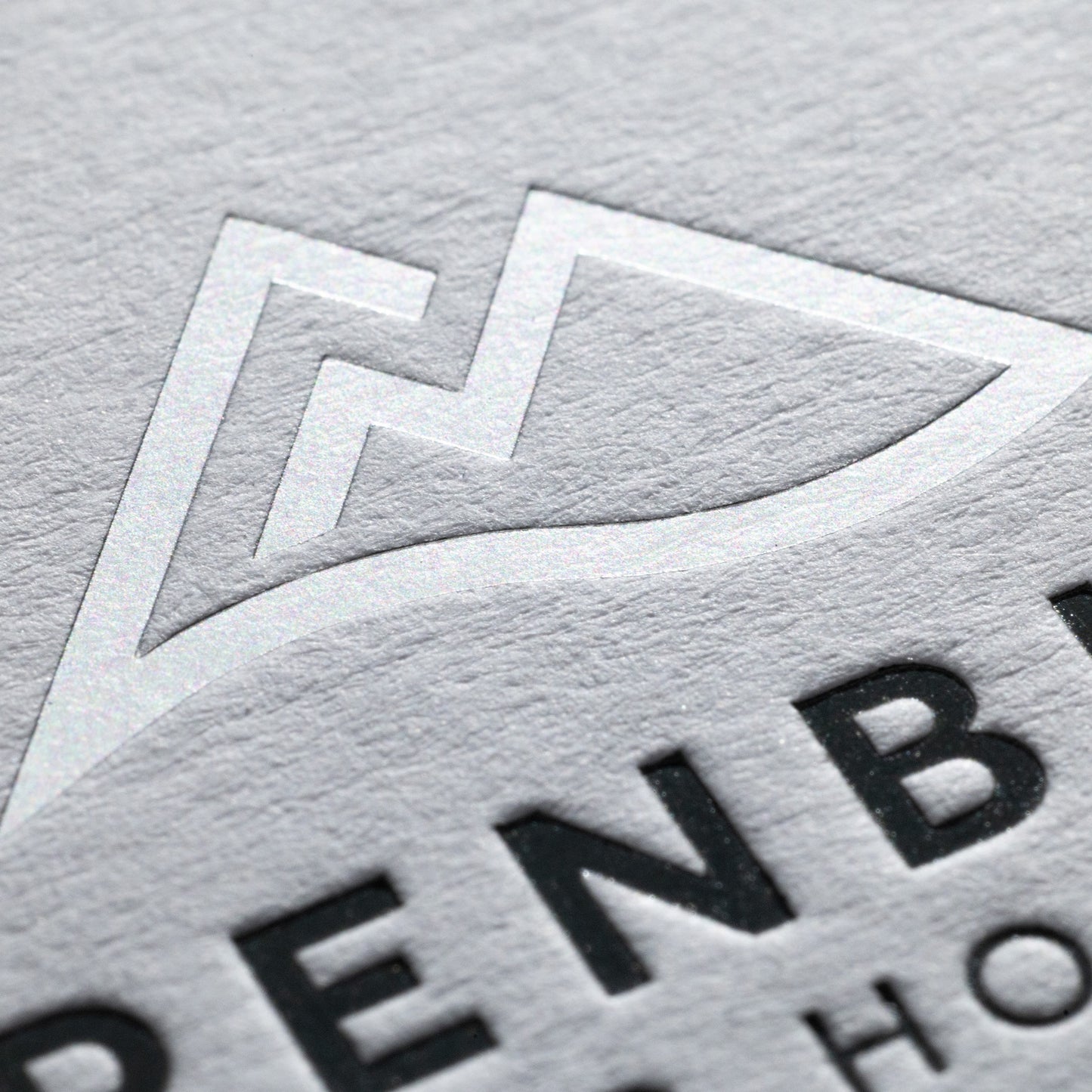 Colorplan Visitenkarte mit Heißfolienprägung: Beispiel ALPENBLICK