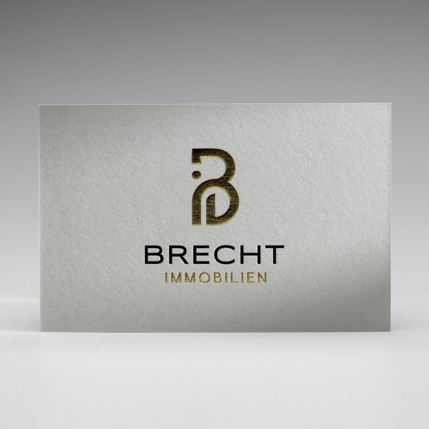 Colorplan Visitenkarten mit Reliefprägung: Beispiel BRECHT IMMOBILIEN
