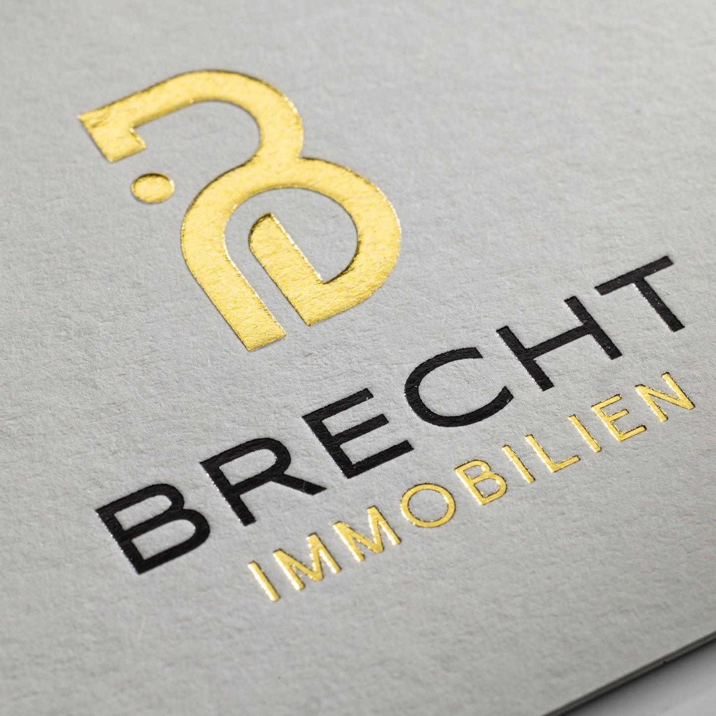 Colorplan Visitenkarten mit Reliefprägung: Beispiel BRECHT IMMOBILIEN