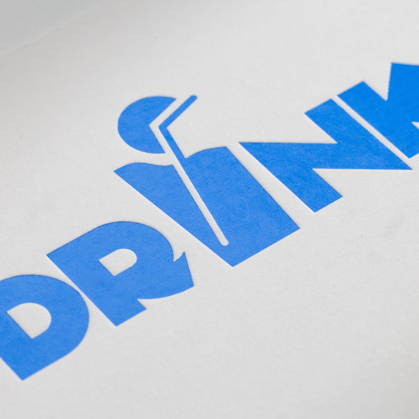 Visitenkarte mit Heißfolienprägung: Beispiel Drink blau