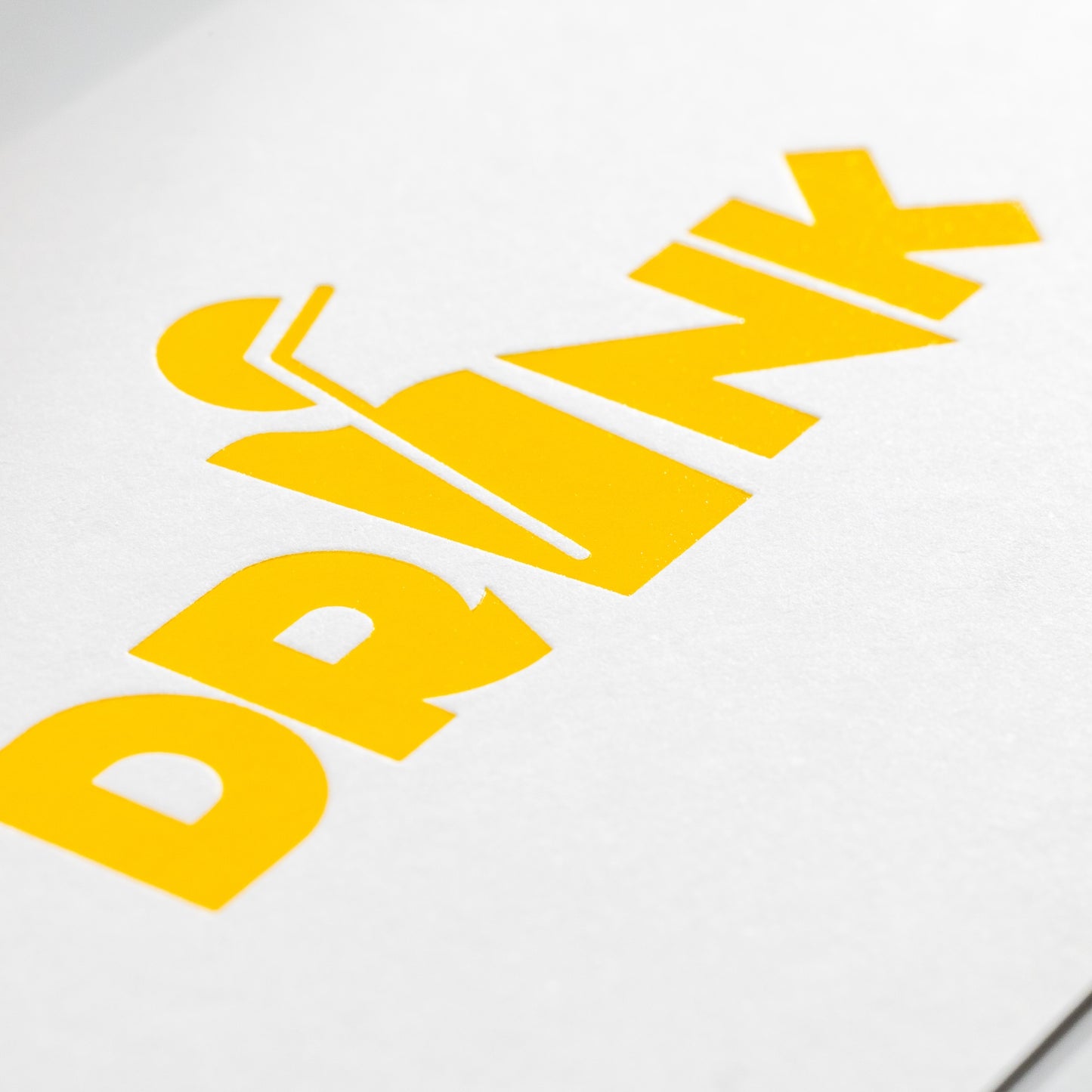 Visitenkarte mit Heißfolienprägung: Beispiel Drink gelb