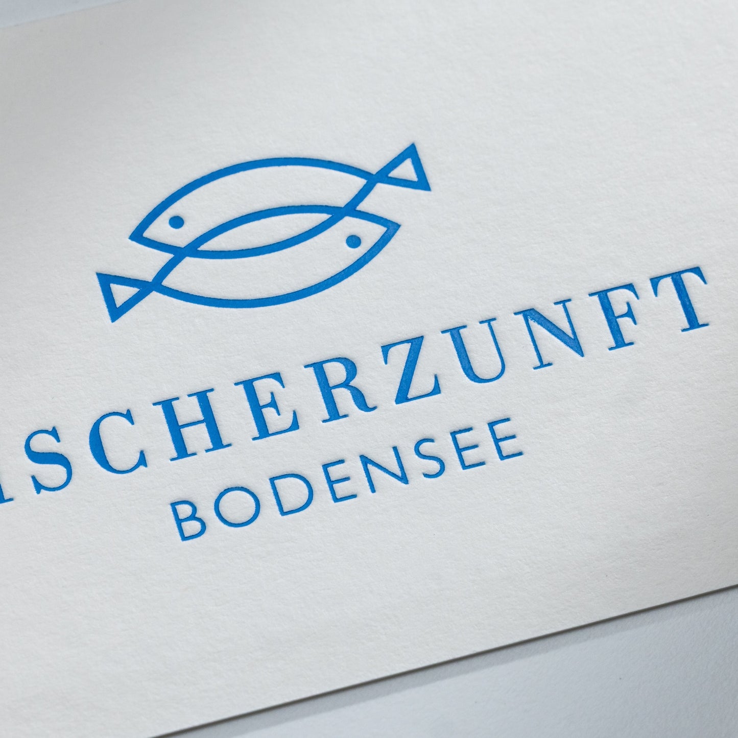 Colorplan Visitenkarte mit Heißfolienprägung: Beispiel FISCHERZUNFT