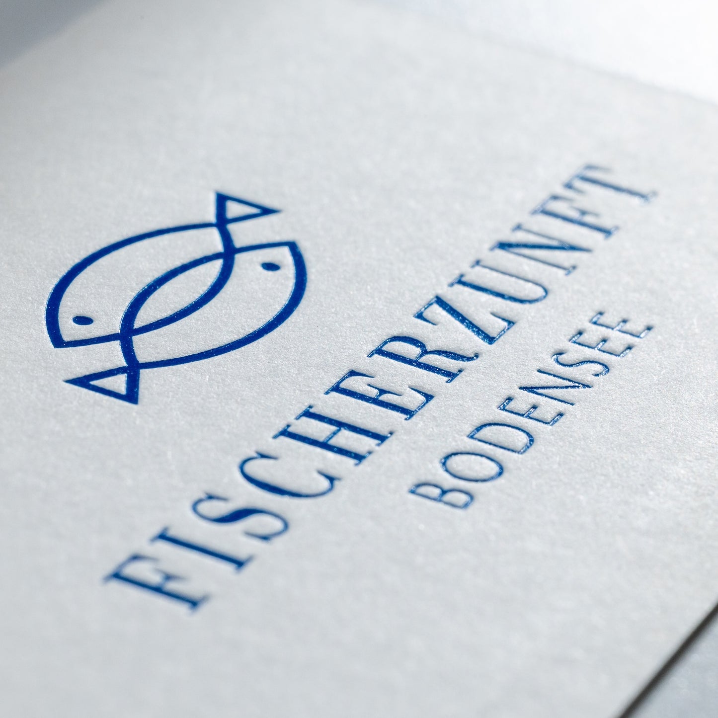 Colorplan Visitenkarte mit Heißfolienprägung: Beispiel FISCHERZUNFT