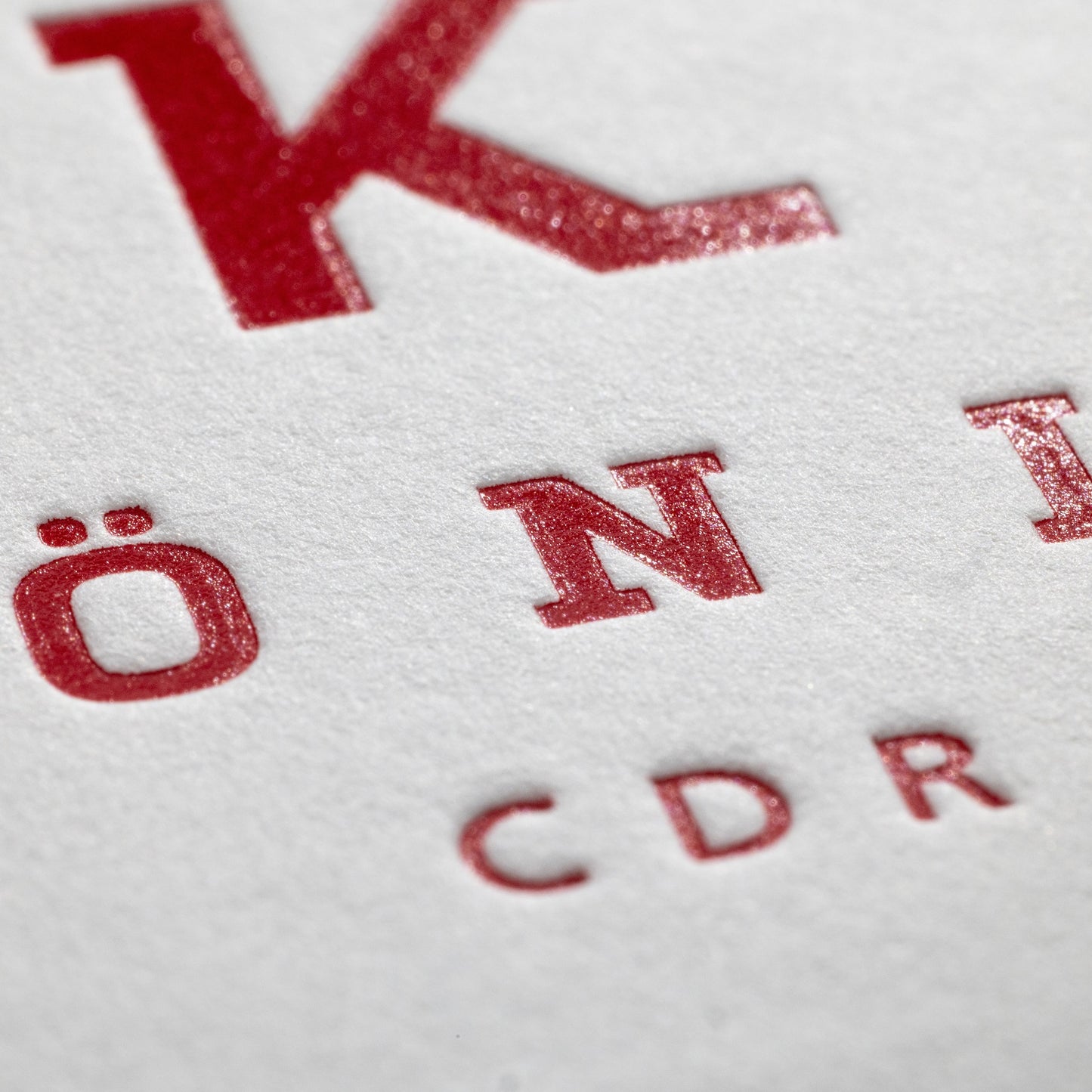 Gmund Cotton mit Heißfolienprägung: Beispiel KÖNIG CDR