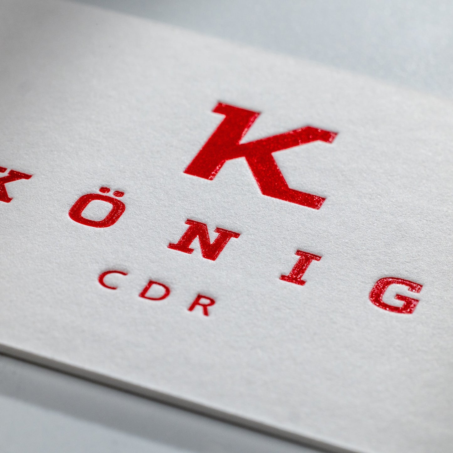 Gmund Cotton mit Heißfolienprägung: Beispiel KÖNIG CDR