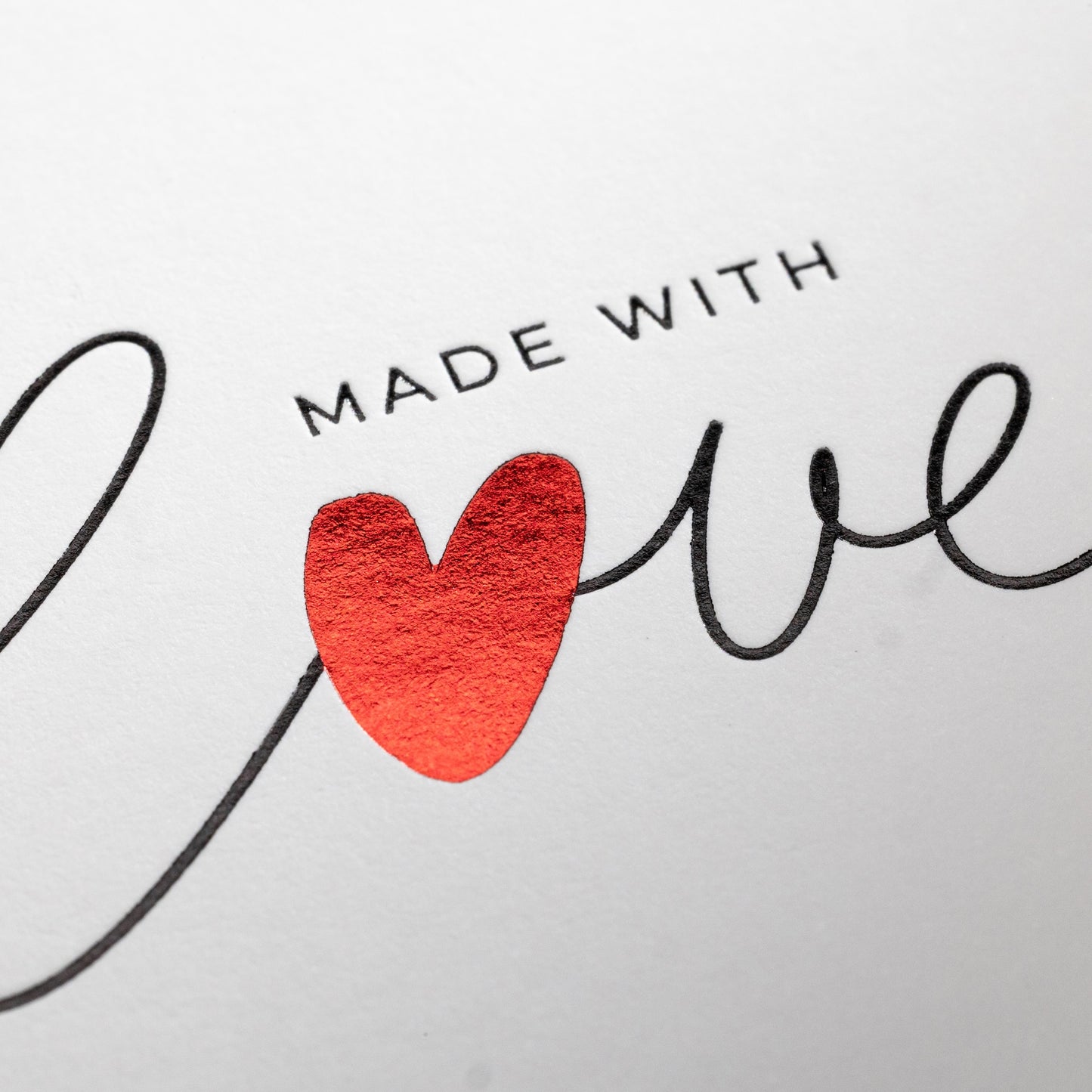 Visitenkartenkarton mit Heißfolienprägung: Beispiel MADE WITH LOVE