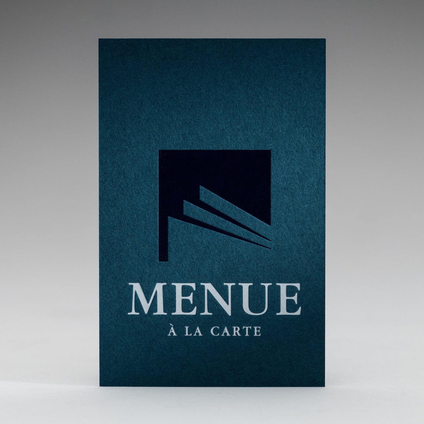 Gmund Colors Visitenkarte kaschiert: Beispiel MENUE À LA CARTE