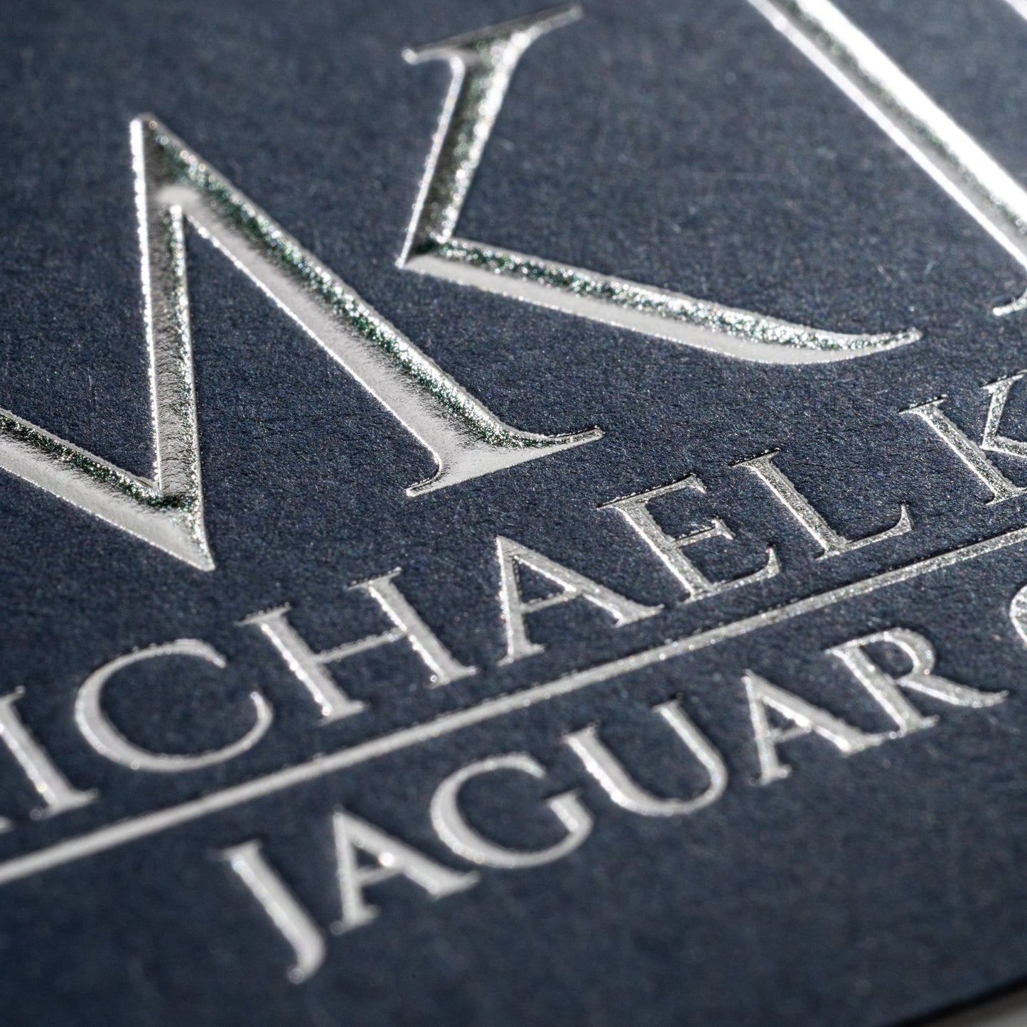 Visitenkarten mit Reliefprägung in silber Beispiel MK II