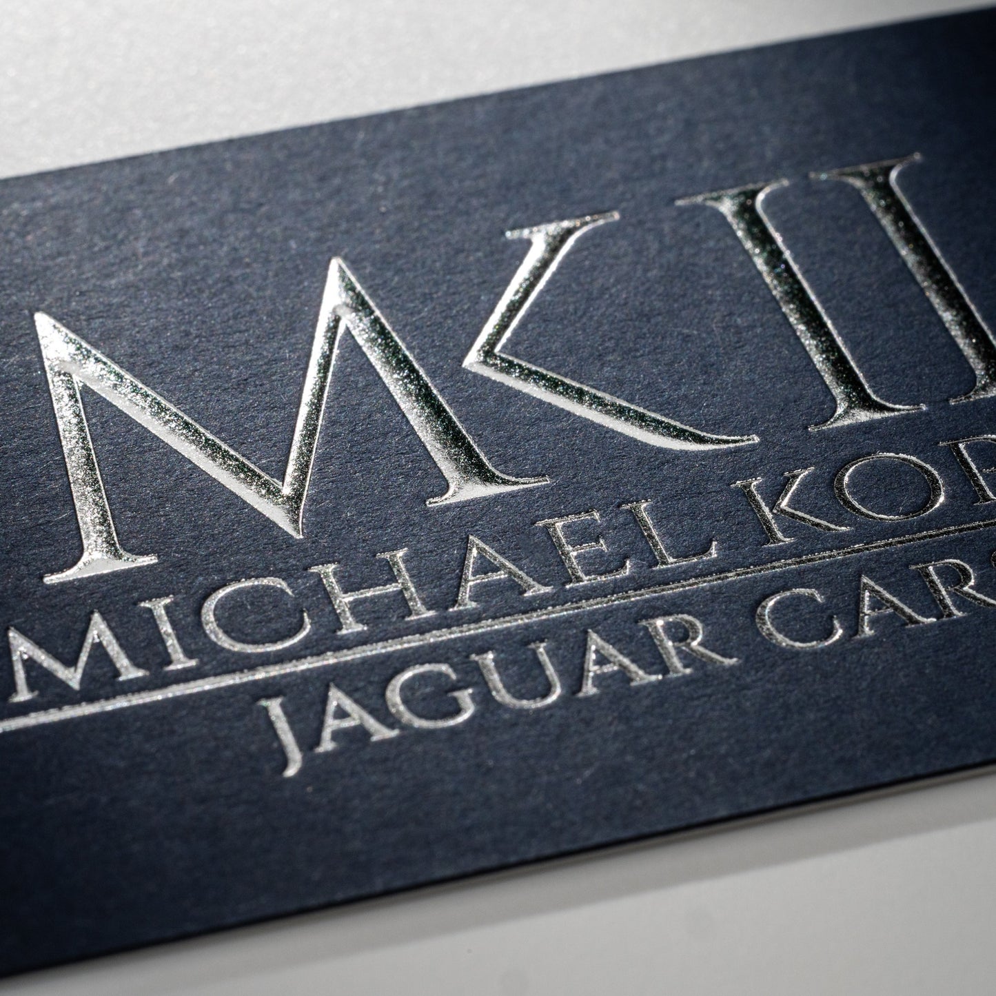 Visitenkarten mit Reliefprägung in silber Beispiel MK II