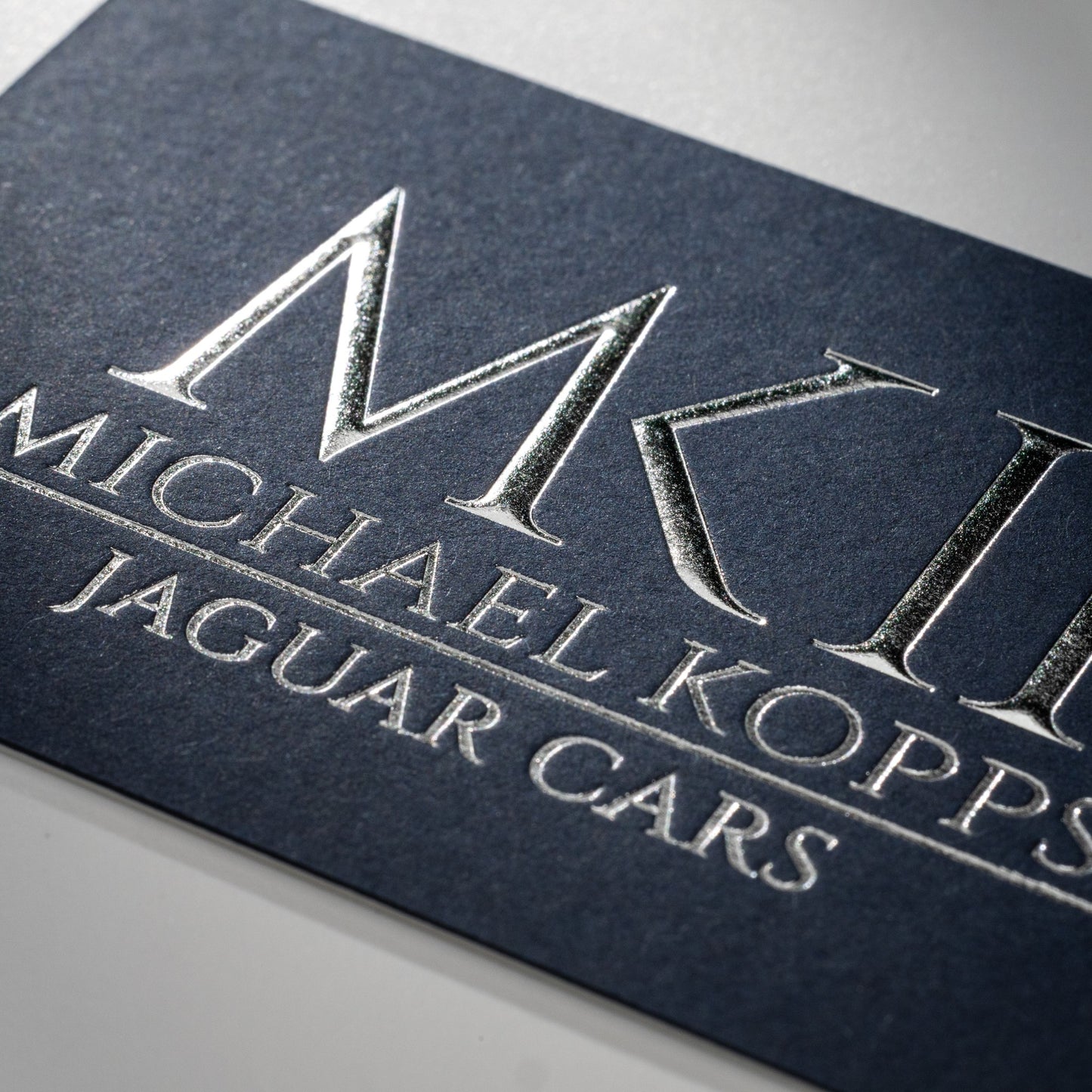 Visitenkarten mit Reliefprägung in silber Beispiel MK II